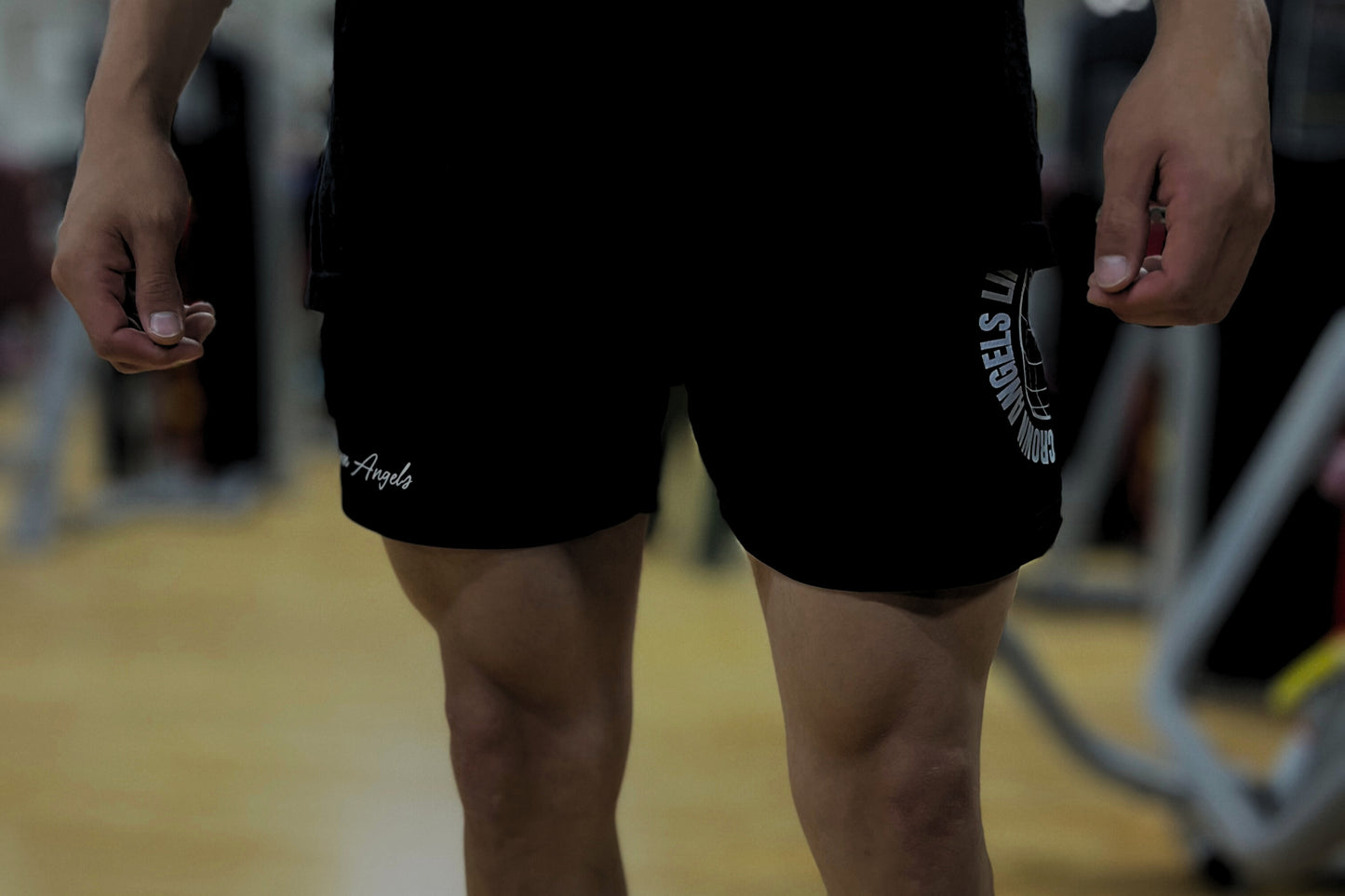 Short THE WORLD IS YOURS