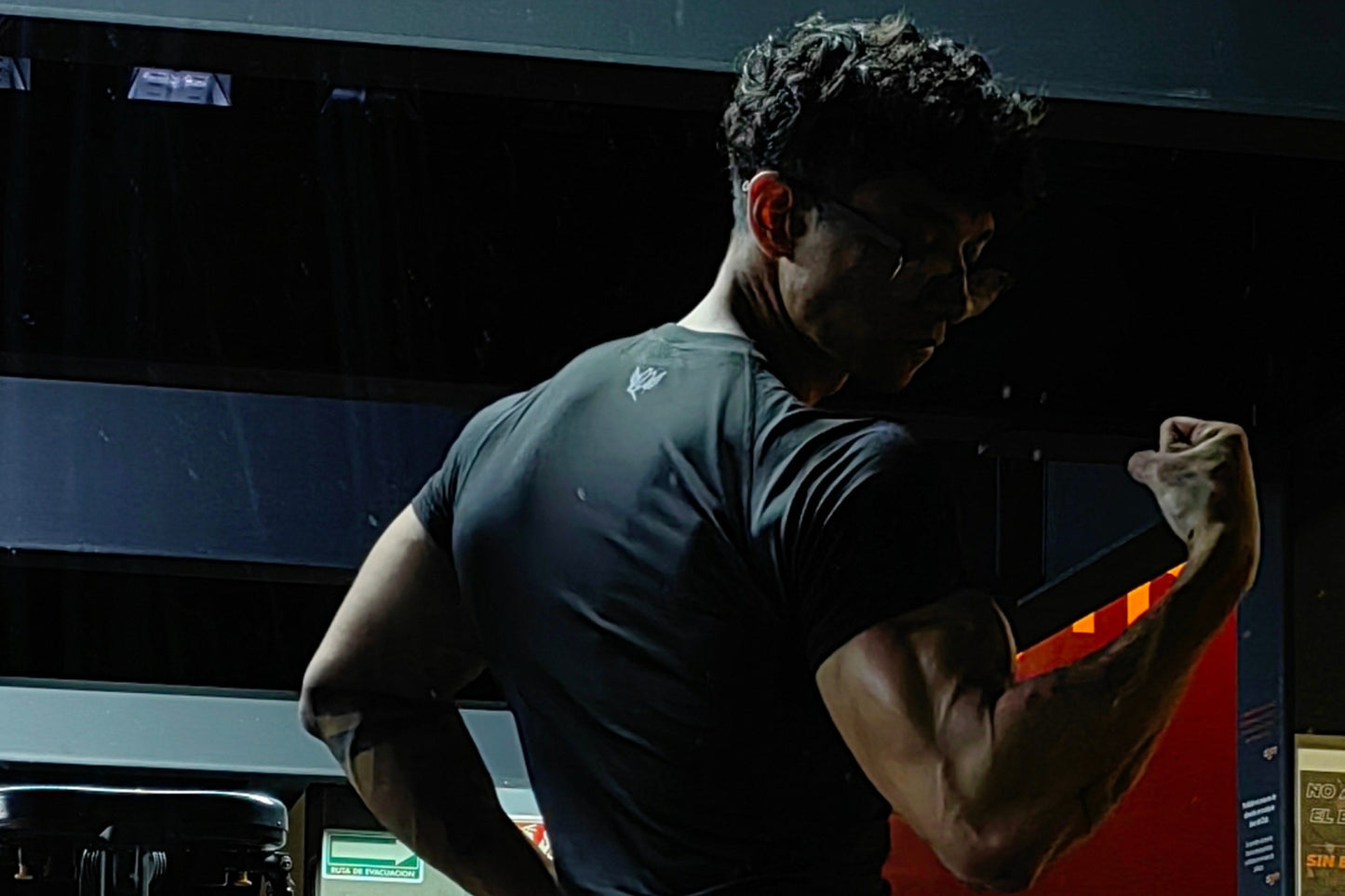 Compression T-shirt Black in Black